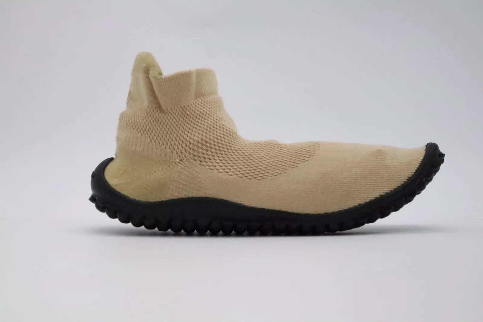 Leguano Barefoot Flexible Sneaker Beige Color XL EU44-45 Made in Germany